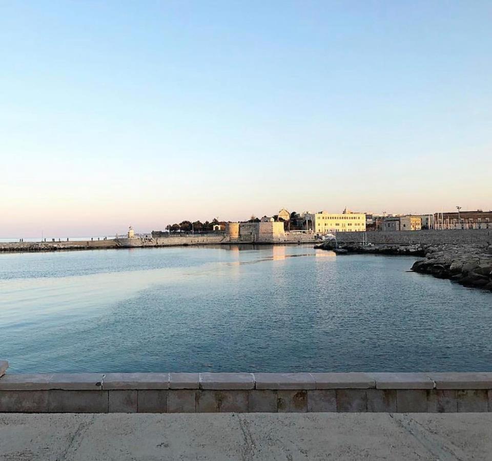 B&B Millevoglie Trani Exterior photo